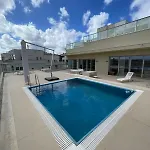 Luxury Seafront Penthouse With Private Pool & Breathtaking Panoramic Sea Views شقة سليمة