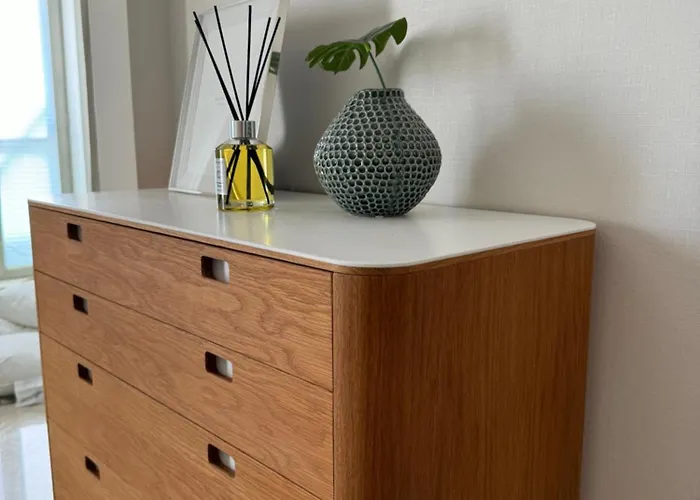 Luxury Seafront Penthouse With Private Pool & Breathtaking Panoramic Sea Views *