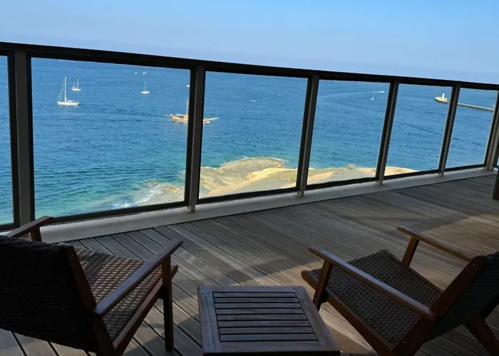 Luxury Seafront Penthouse With Private Pool & Breathtaking Panoramic Sea Views Apartament *