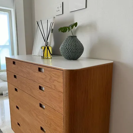 Luxury Seafront Penthouse With Private Pool & Breathtaking Panoramic Sea Views *