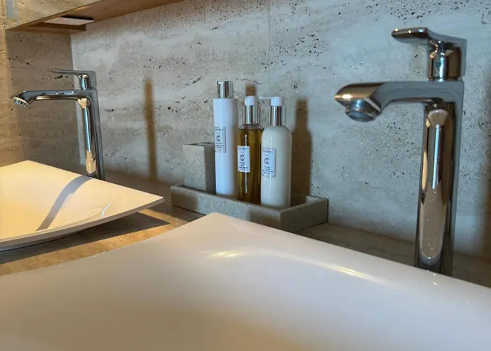 아파트 Luxury Seafront Penthouse With Private Pool & Breathtaking Panoramic Sea Views 슬리에마