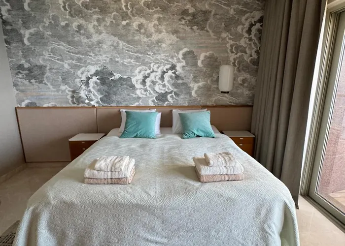 Luxury Seafront Penthouse With Private Pool & Breathtaking Panoramic Sea Views 아파트 슬리에마